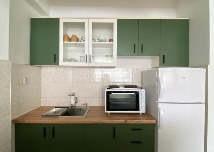 Lina's Cozy Apartment- Free Parking & Near Center Apartment *